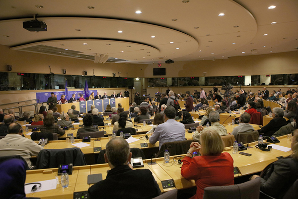 کنفرانس بین المللی در پارلمان اروپا با حضور مریم رجوی 