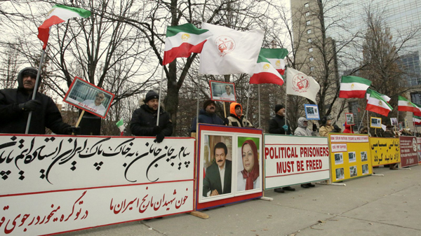 تظاهرات برای آزادی زندانیان سیاسی در ایران در کانادا