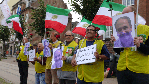 تظاهرات هوادان مجاهدین خلق ایران در دانمارک در محکومیت مرگ شاهرخ زمانی