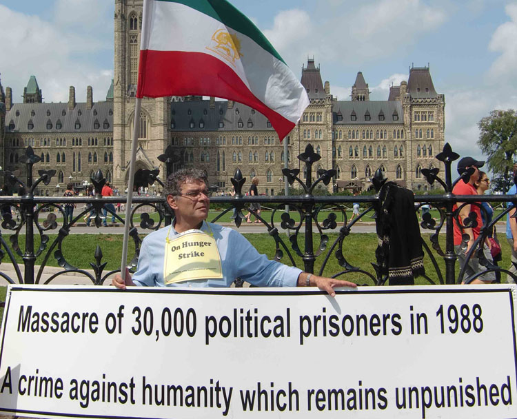 همبستگی حامیان مقاومت در اتاوا با زندانیان سیاسی اعتصابی در زندان گوهردشت کرج