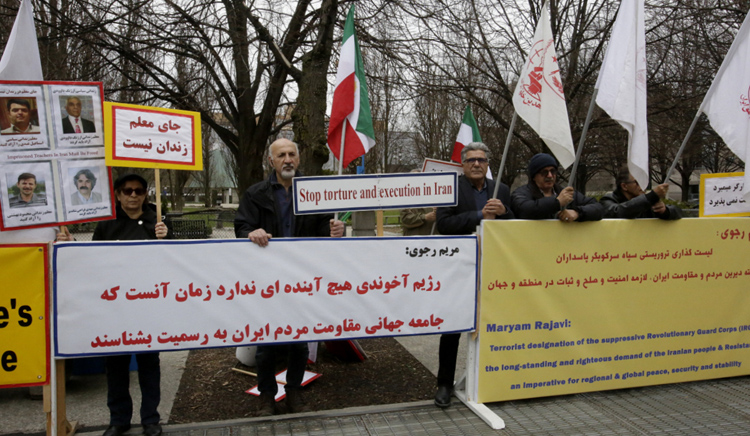تظاهرات ایرانیان آزاده در کانادا - حمایت از لیست‌گذاری سپاه پاسداران خامنه ای