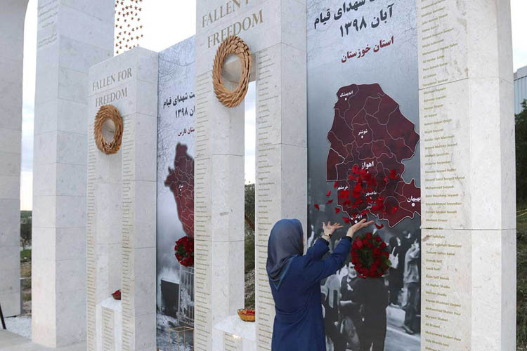 مراسم بزرگداشت شهیدان قیام ایران  در اشرف۳- سخنرانی خانم مریم رجوی 