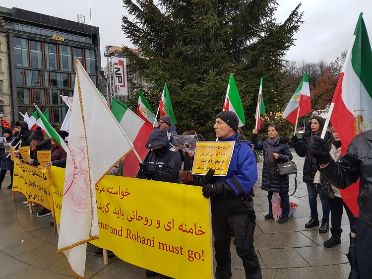 تظاهرات ایرانیان آزاده در نروژ در حمایت از قیام مردم ایران و بزرگداشت شهیدان قیام