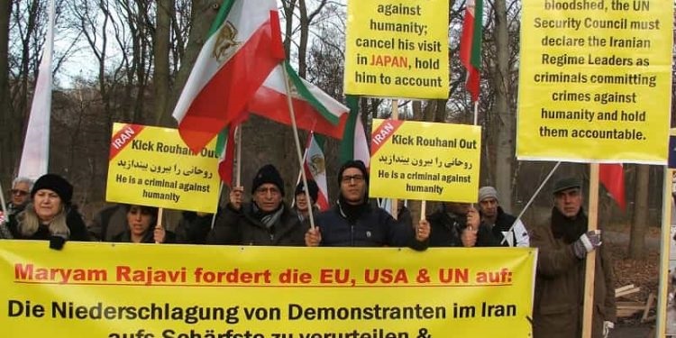تظاهرات در برلین - محکومیت حضور آخوند جلاد روحانی در ژاپن