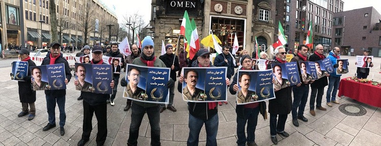 کاراز جهانی ایرانیان آزاده - همبستگی با قیام مردم ایران