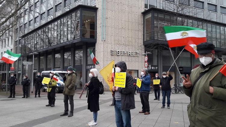 همبستگی اشرف‌نشانان، ایرانیان آزاده با قیام سراوان  در کشورهای مختلف