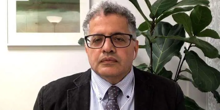 سینا دشتی: سیرک ساواک، سرسختی واقعیات