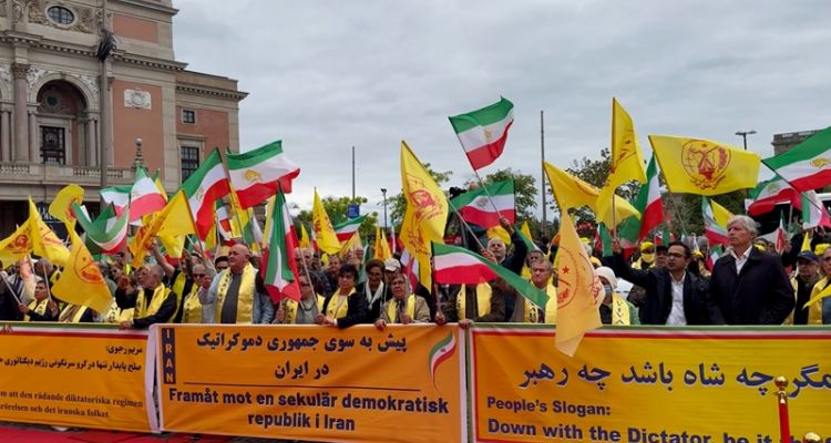 گزارشی از تظاهرات ایرانیان در استکهلم در گرامیداشت شهیدان قیام ۱۴۰۱ با شعار نه به اعدام
