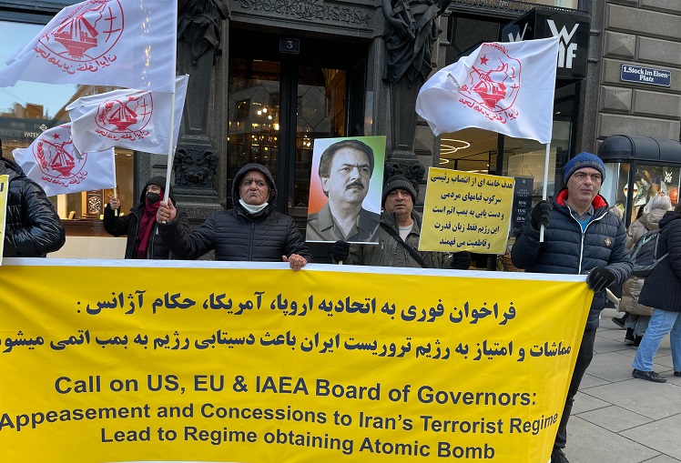 تظاهرات ایرانیان در وین علیه بمب اتمی رژیم-4