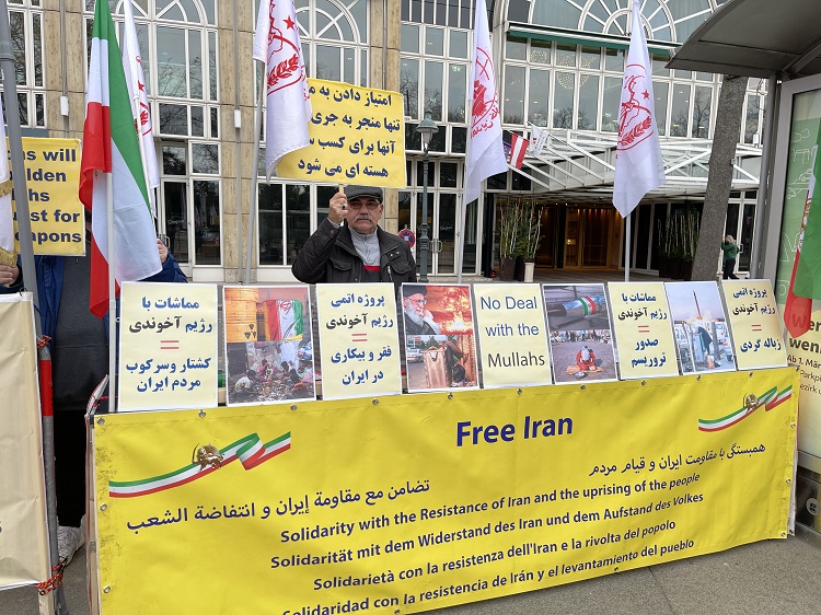 تظاهرات ایرانیان در وین-3
